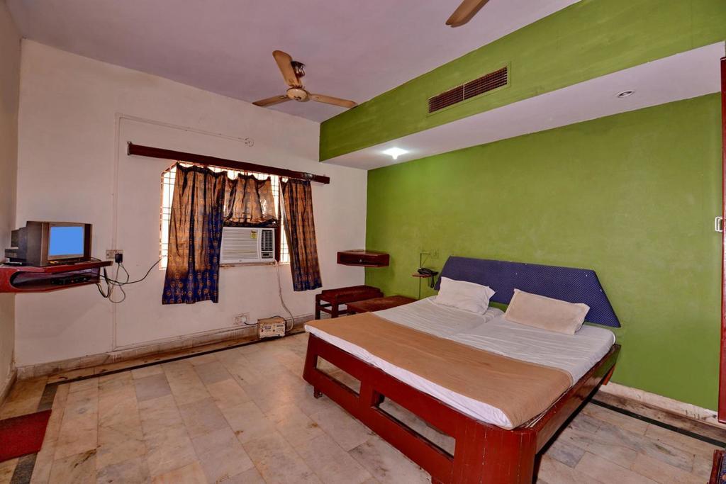 Aditya Palace Agra  Eksteriør billede