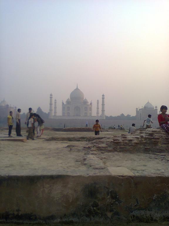 Aditya Palace Agra  Eksteriør billede